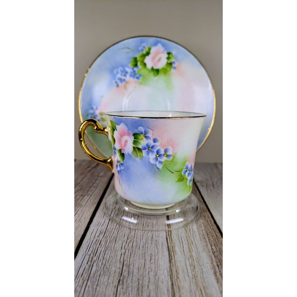 Colclough Porcelain Tea Cup Floral Artist Signed Hand Painted c. 1945 - 1948